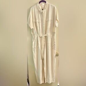 Universal Thread Linen/Rayon Ivory Jumpsuit Elastic Tie Waist 
SIZE 14  LIKE NEW